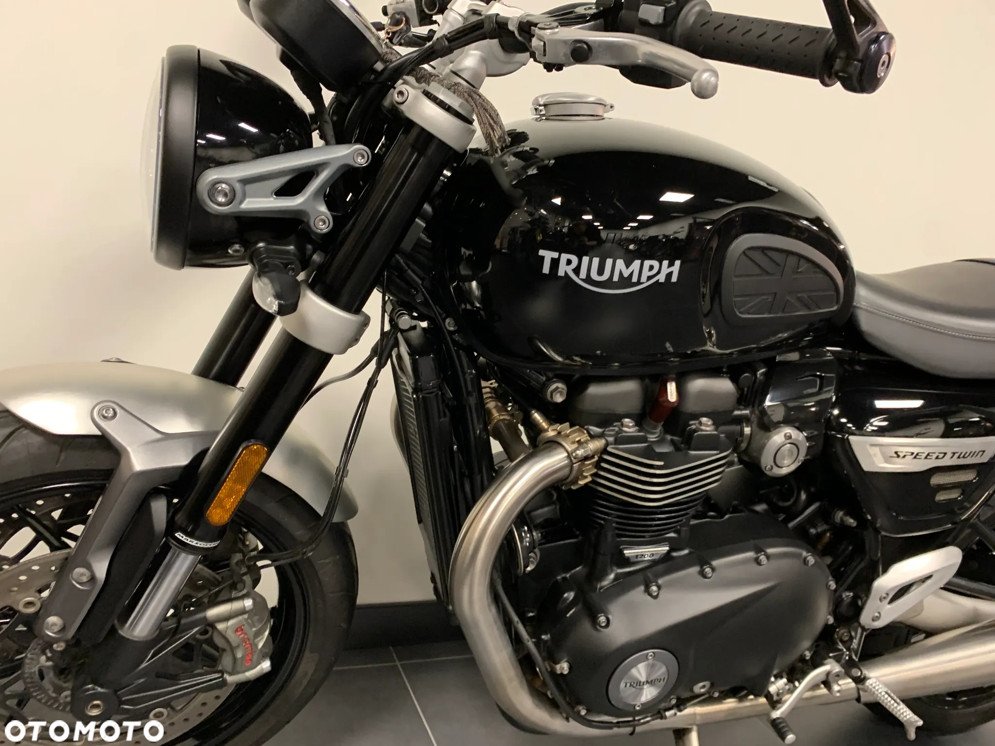 Triumph Speed Twin - 6