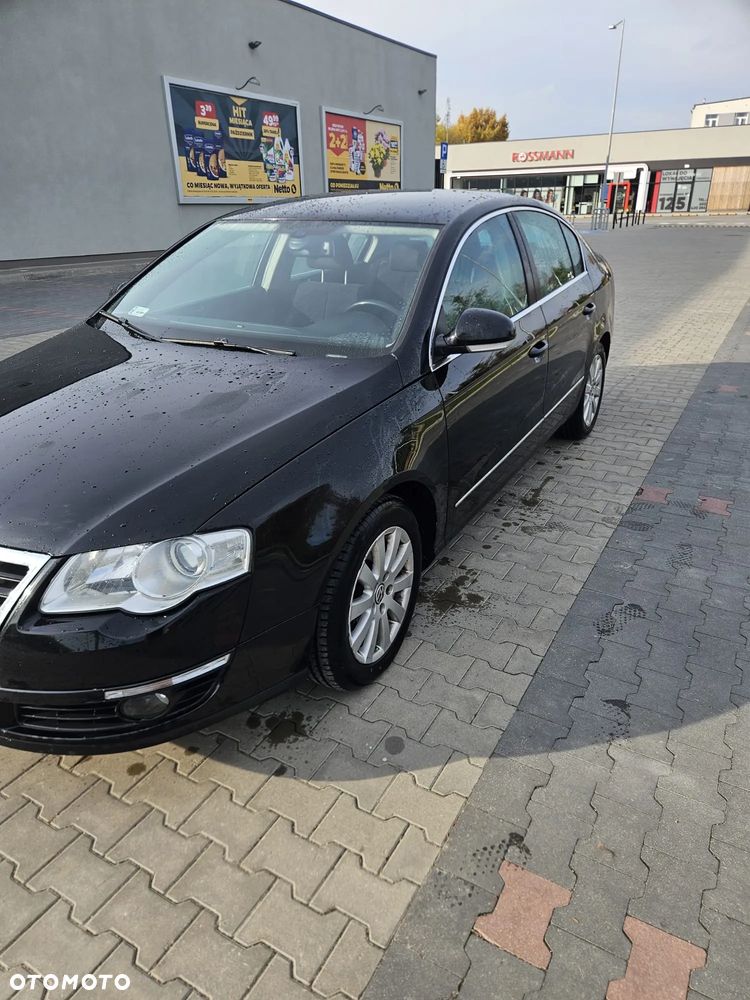 Volkswagen Passat - 3