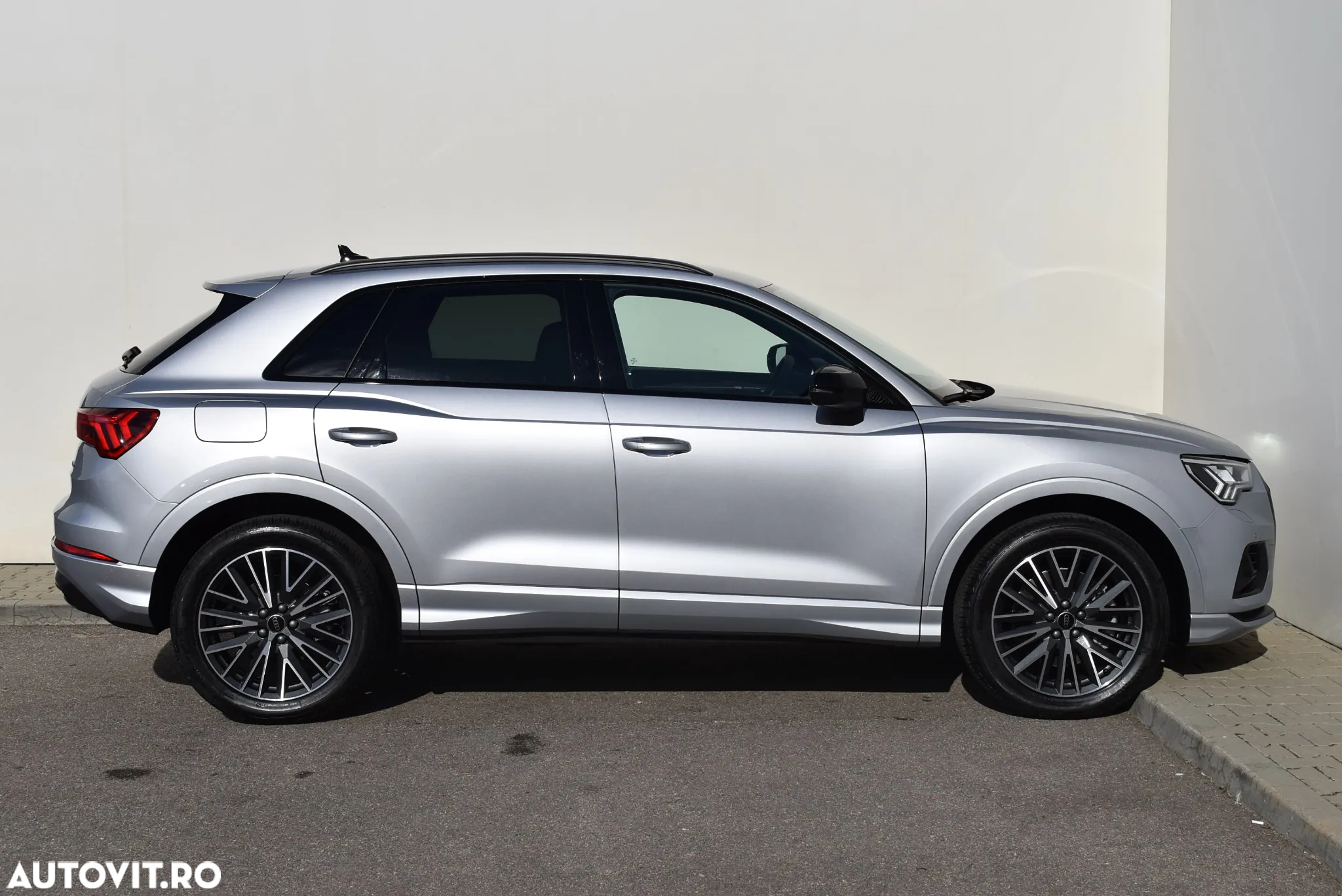 Audi Q3 2.0 40 TFSI S tronic quattro Advanced - 5