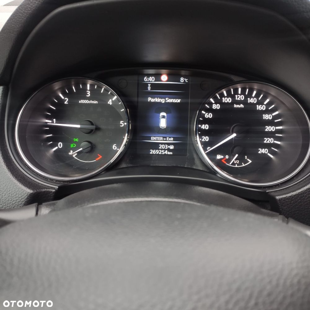 Nissan Qashqai 1.5 dCi Tekna - 9