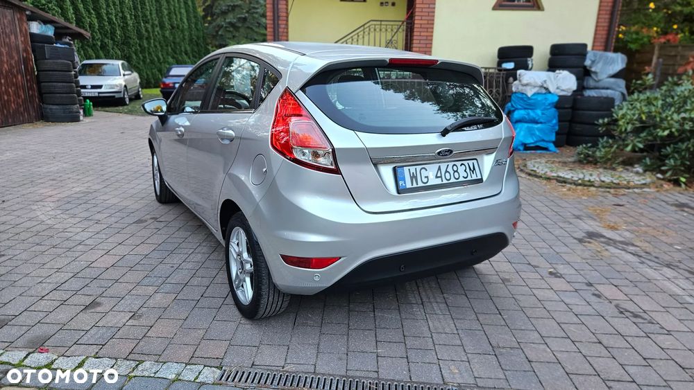 Ford Fiesta 2013 photo 3