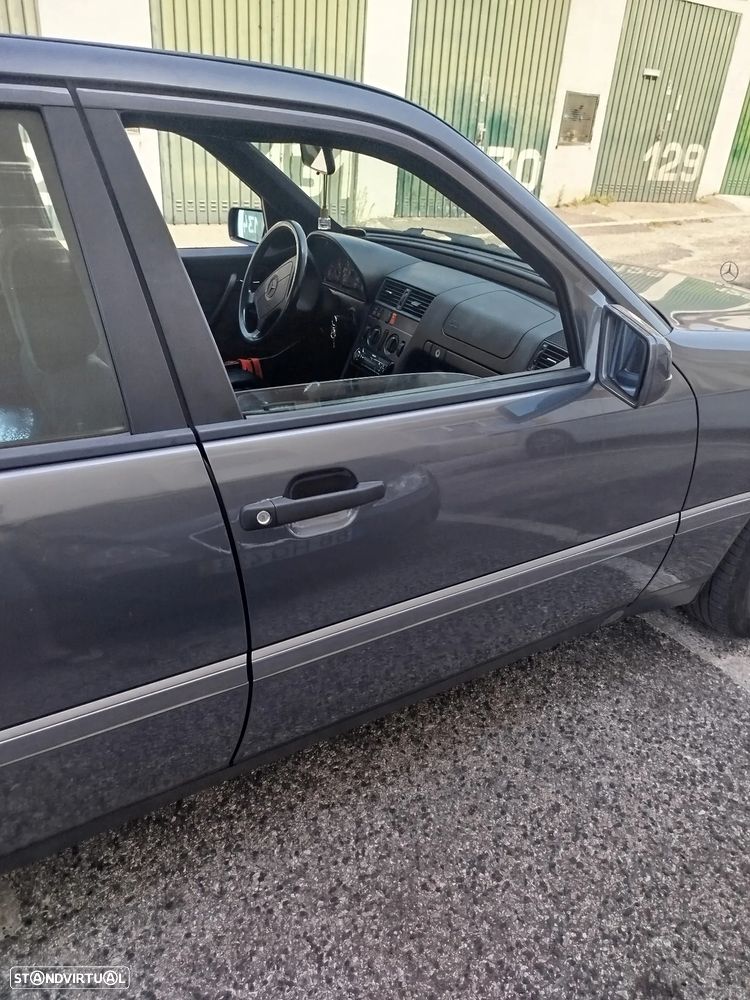 Mercedes-Benz C 220 D Elegance - 14
