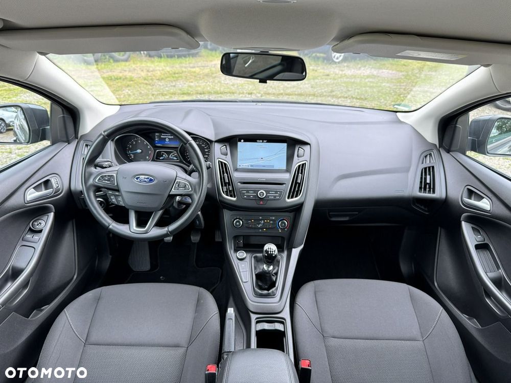 Ford Focus - 18