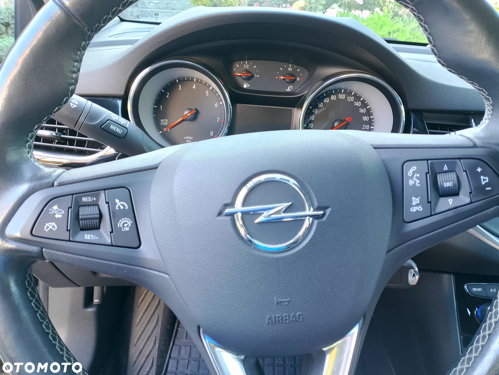 Opel Astra V 1.2 T Business Elegance S&S - 9