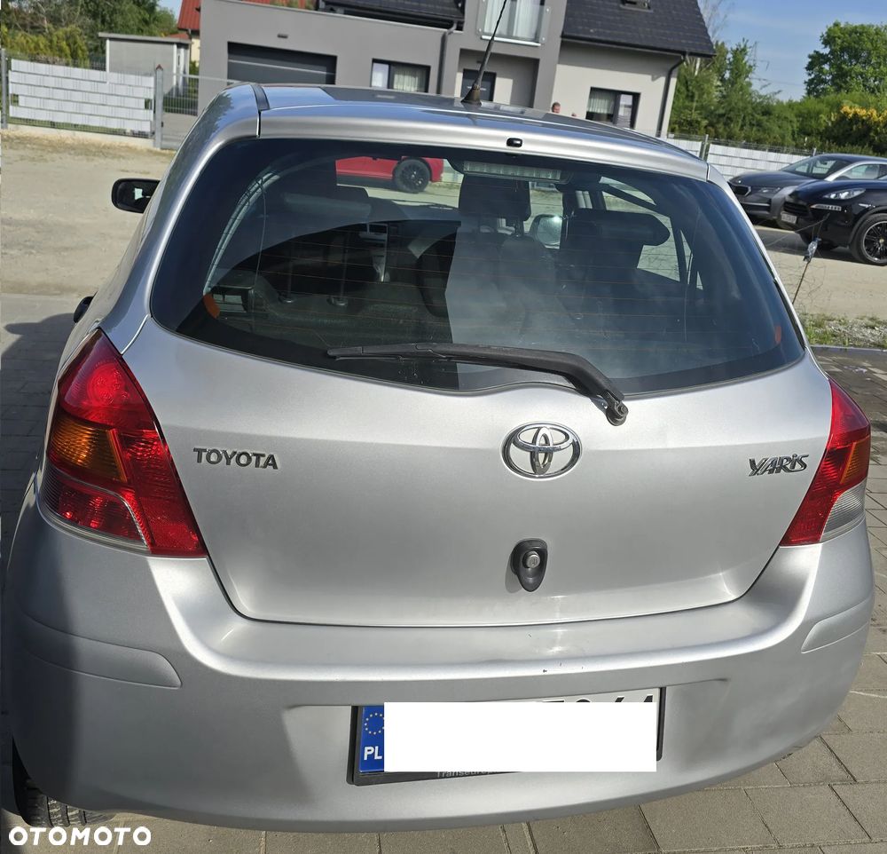 Toyota Yaris 1.33 VVT-i Life - 14