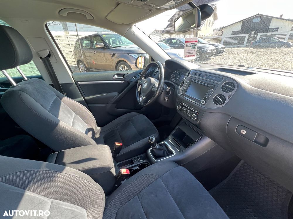 Volkswagen Tiguan - 9