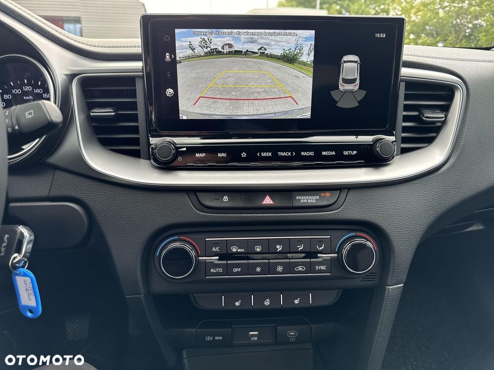 Kia XCeed 1.5 T-GDI M - 24