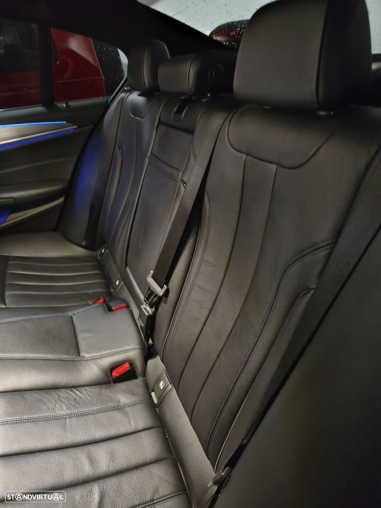 BMW 530 e iPerformance Pack M - 12