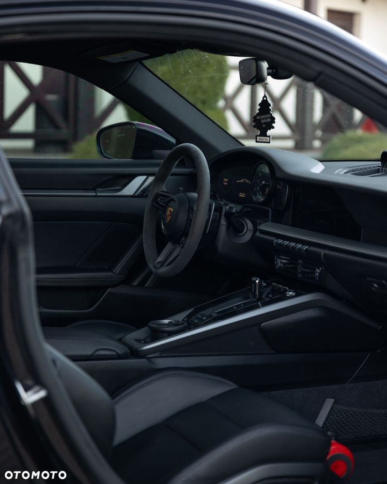 Porsche 911 Carrera S PDK - 26