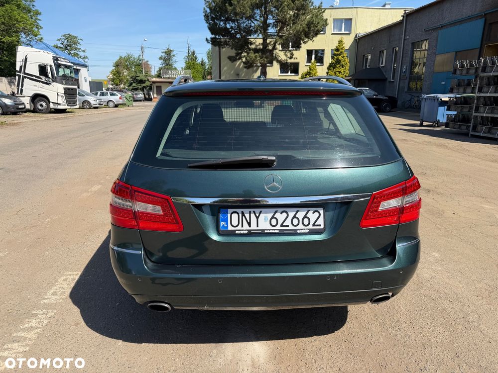 Mercedes-Benz Klasa E 350 CDI DPF BlueEFFICIENCY 7G-TRONIC Elegance - 5