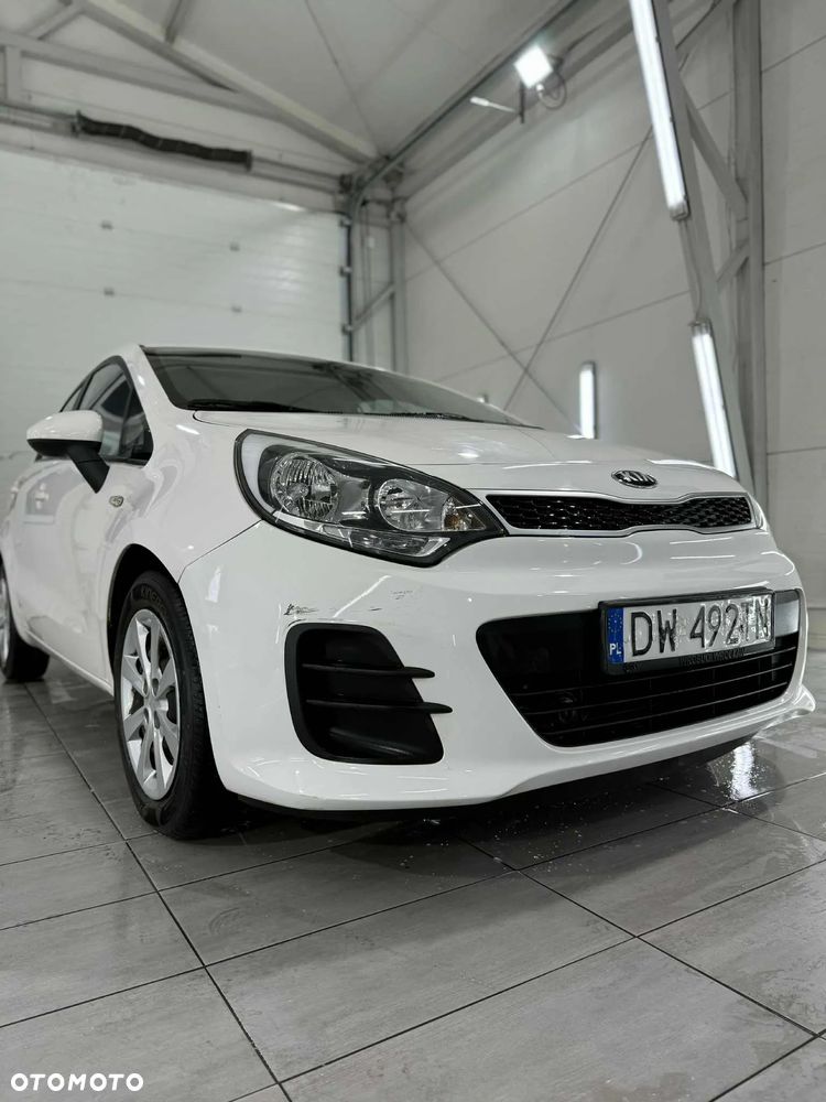 Kia Rio 1.1 crdi M - 12
