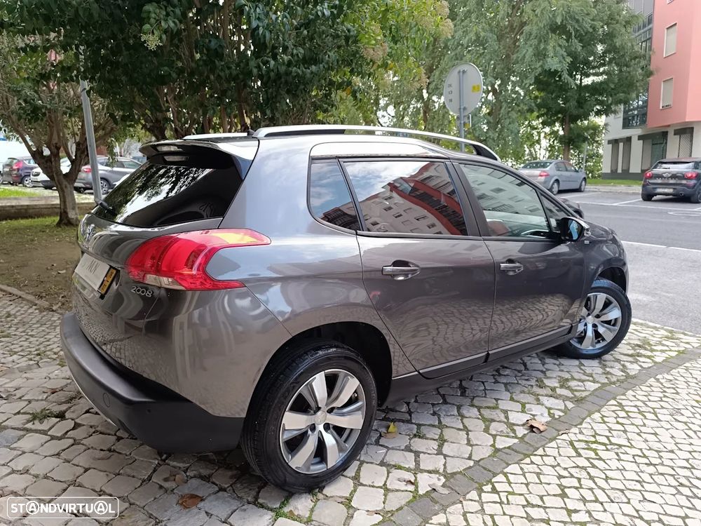 Peugeot 2008 1.2 PureTech Style - 2