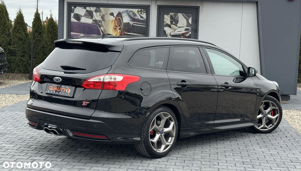 Ford Focus SW 2.0 EcoBoost ST Leather Sport Pack - 9
