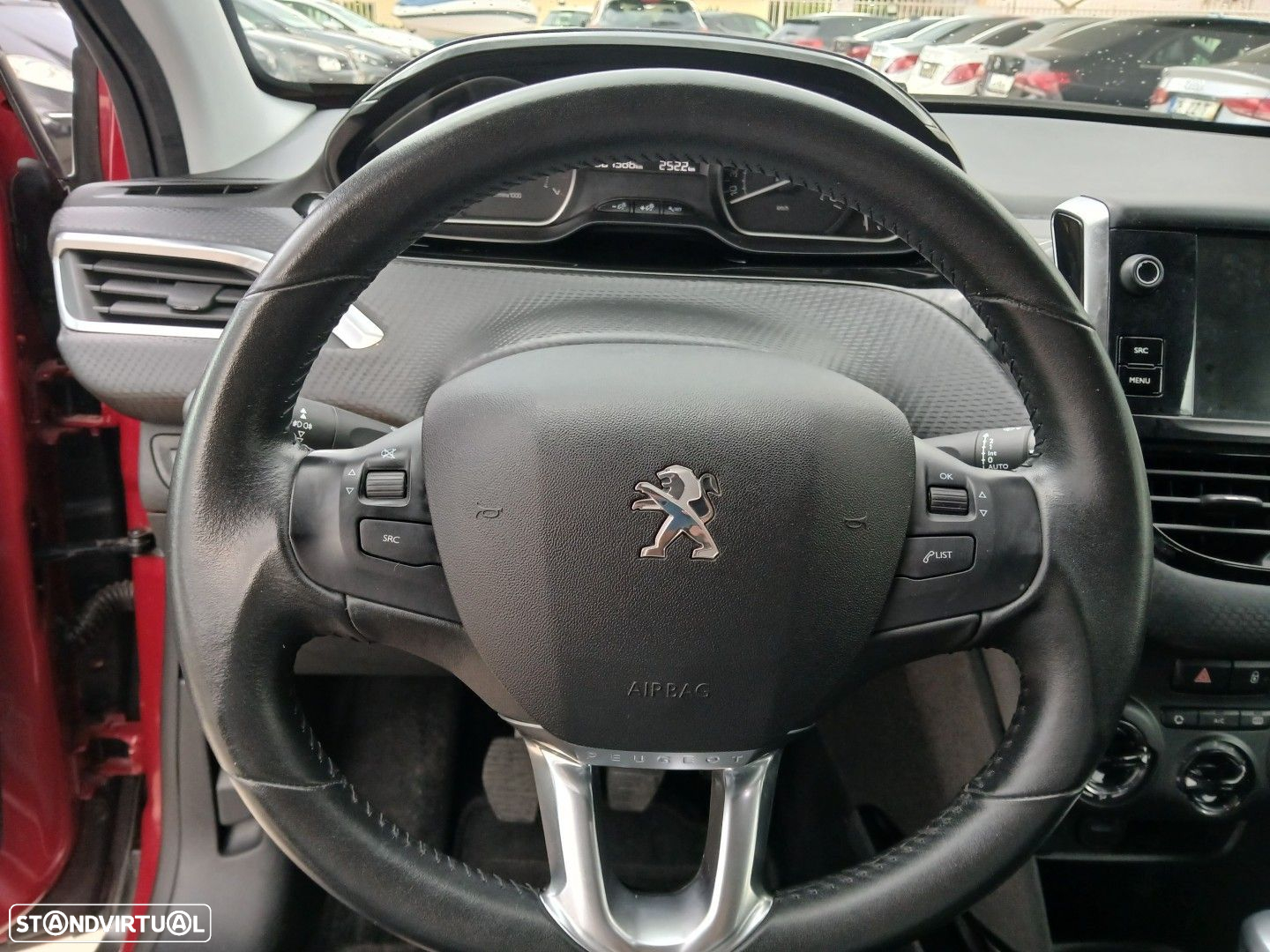 Peugeot 2008 1.2 PureTech Signature - 17
