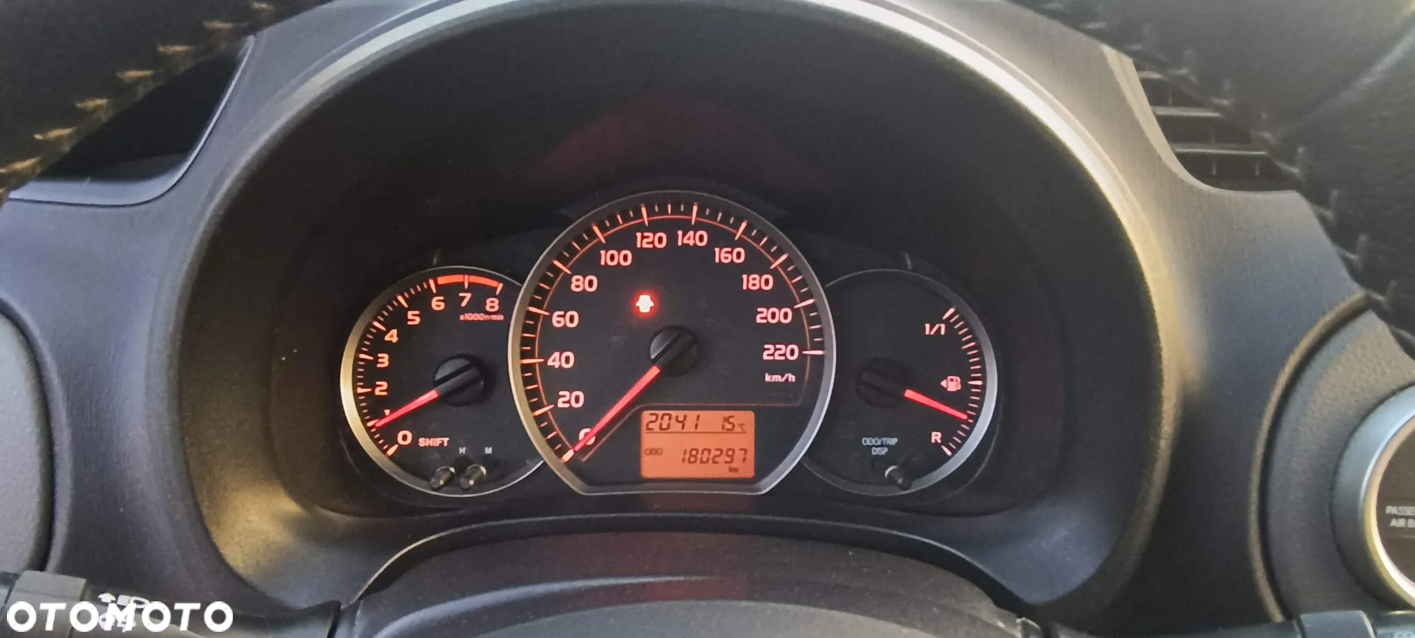 Toyota Yaris - 10