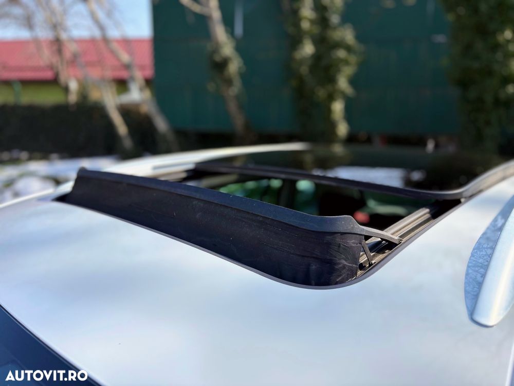 Volkswagen Tiguan - 4