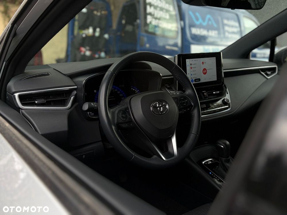 Toyota Corolla 1.8 Hybrid Comfort - 19