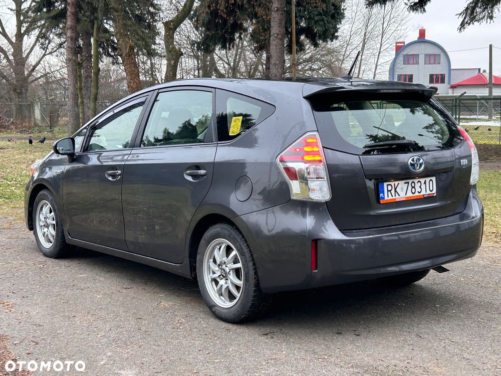 Toyota Prius+ (Hybrid) Comfort - 17