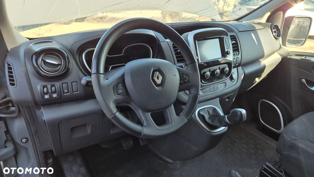 Renault Trafic Grand 2.0 dCi EDC - 26