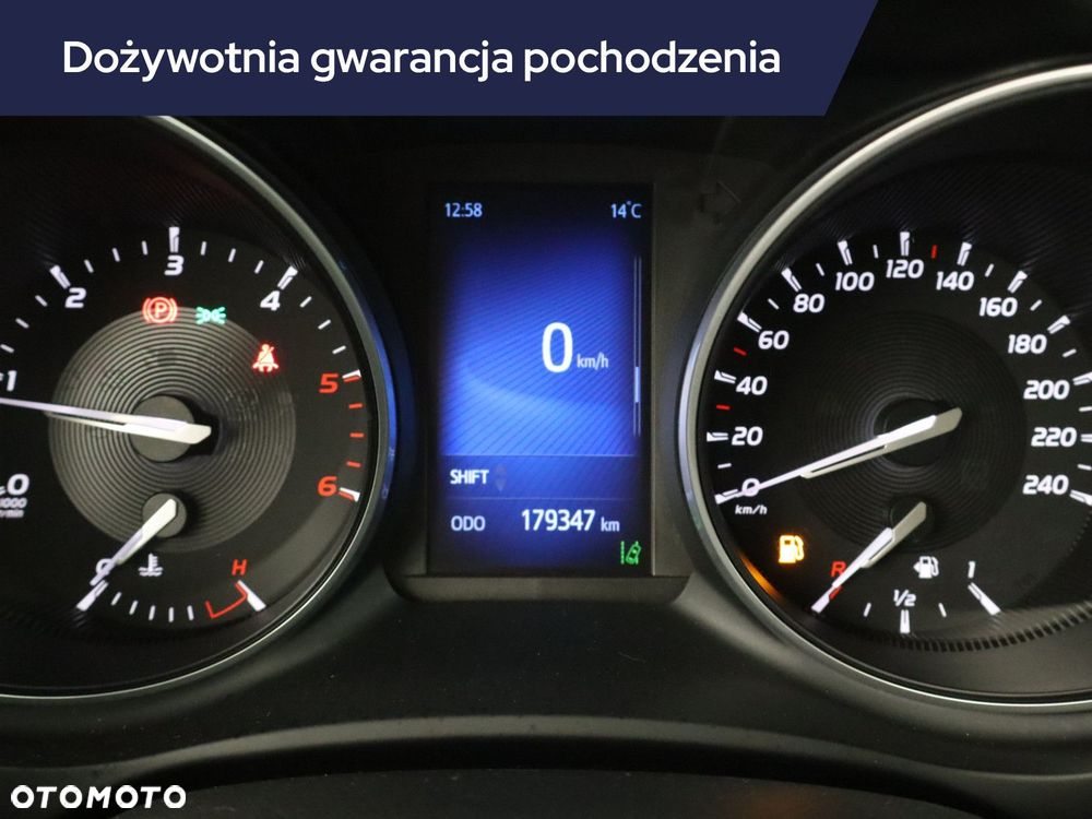 Toyota Avensis - 13