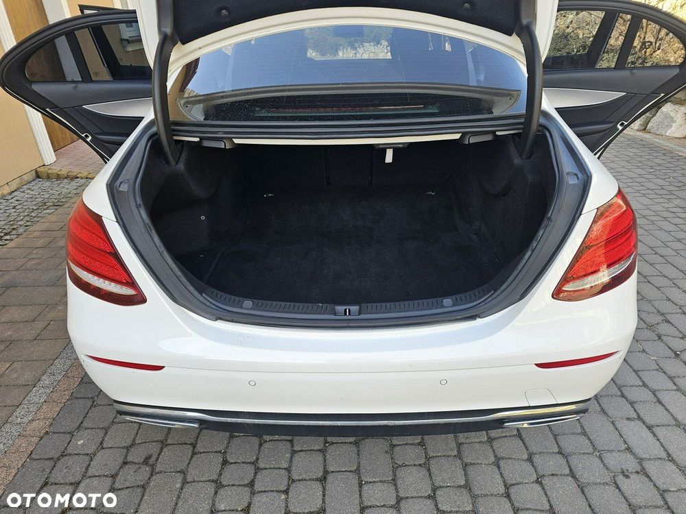 Mercedes-Benz Klasa E - 15