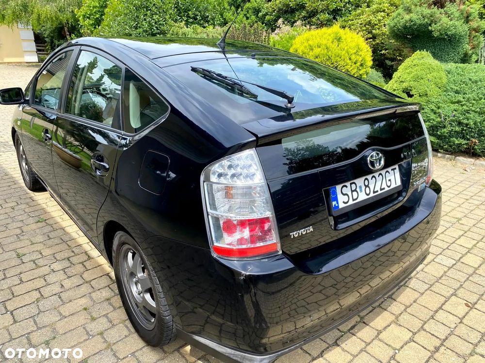 Toyota Prius 1.5 VVT-i Sol - 23
