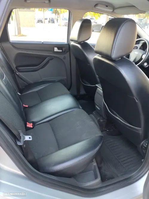 Ford Focus SW 1.6 TDCi Titanium 17 - 18