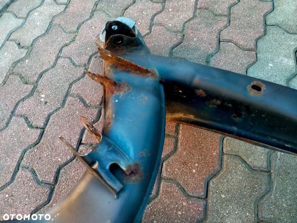 Mercedes E Klasa W213 Sanki Wózek Tył Tylny 2133509707 - 3