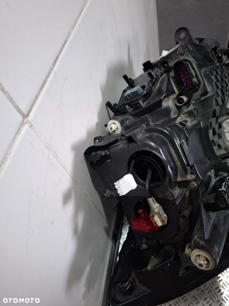 Lampa lewy przód Xenon LED Skoda SuperB 2014 rok nr 3T2941017H - 9