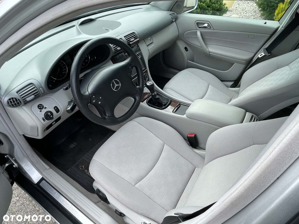 Mercedes-Benz Klasa C 180 Kompressor Classic Sport Edition - 5