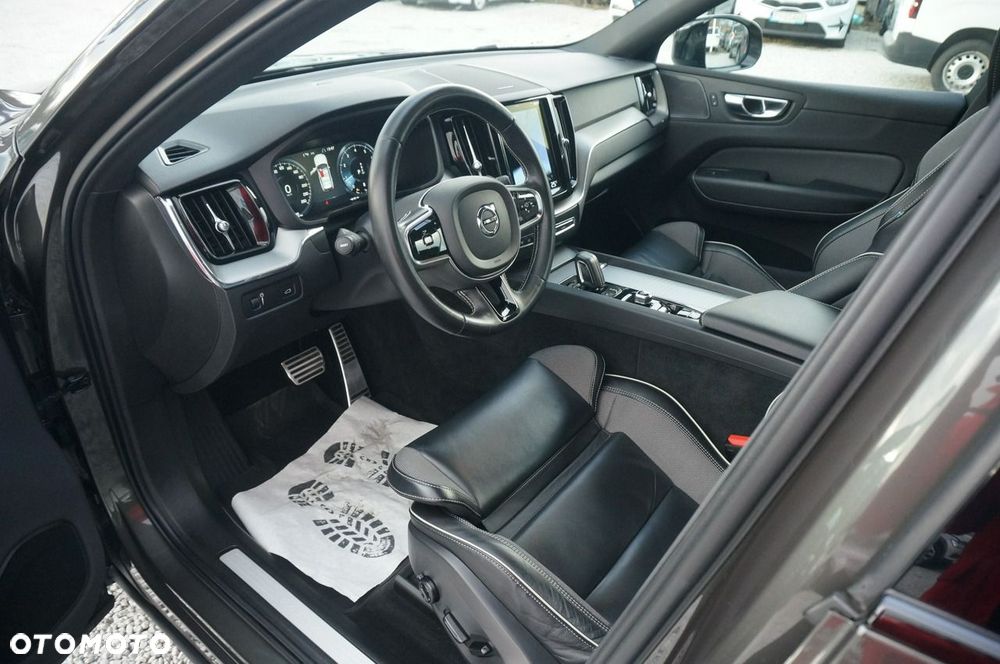Volvo XC 60 B4 B Geartronic RDesign - 20