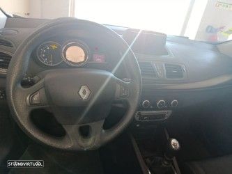 Renault Mégane 1.5 dCi Dynamique SS - 20