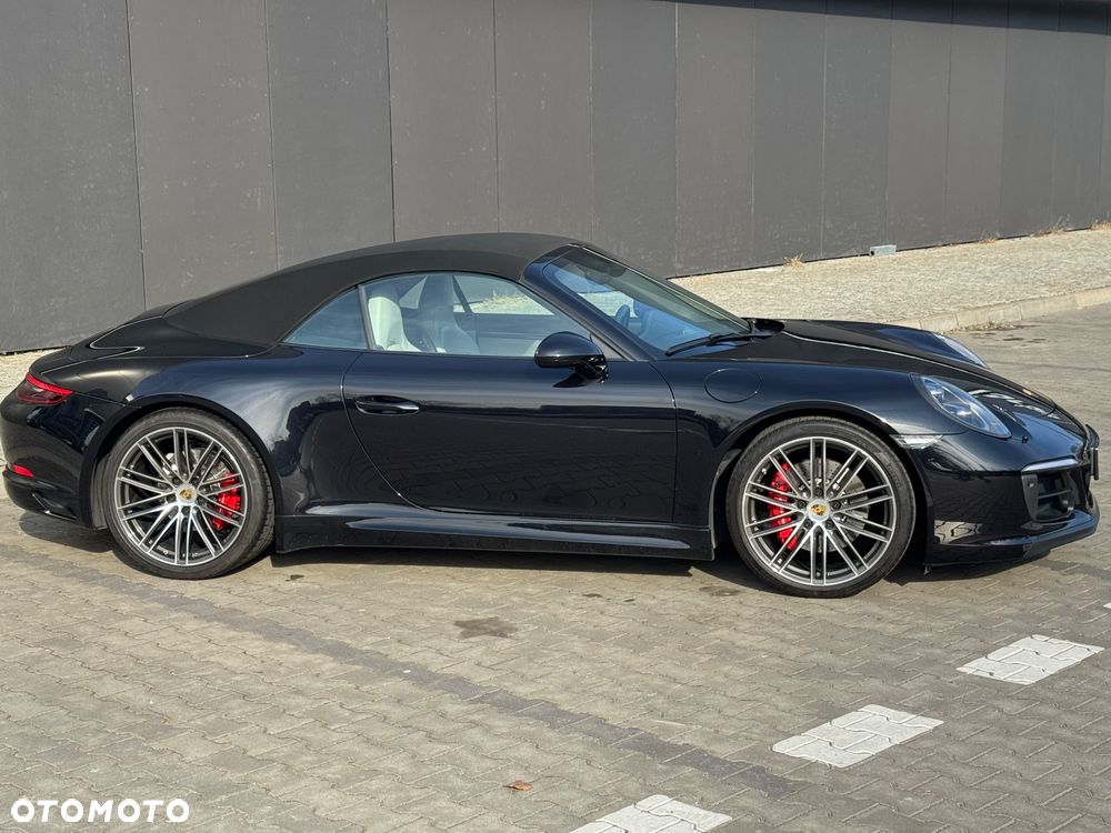 Porsche 911 Carrera 4S PDK - 14