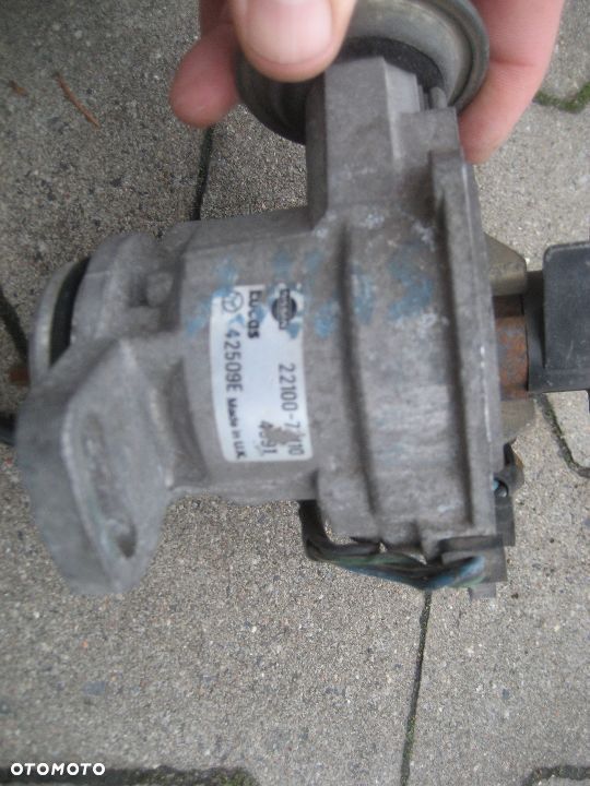 nissan primera p10 1,6 benzyna aparat zapłonowy 2210071j10 22100 71j10 - 7