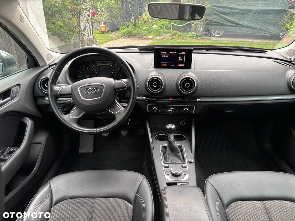 Audi A3 Sportback 1.8 TFSI Ambition - 11