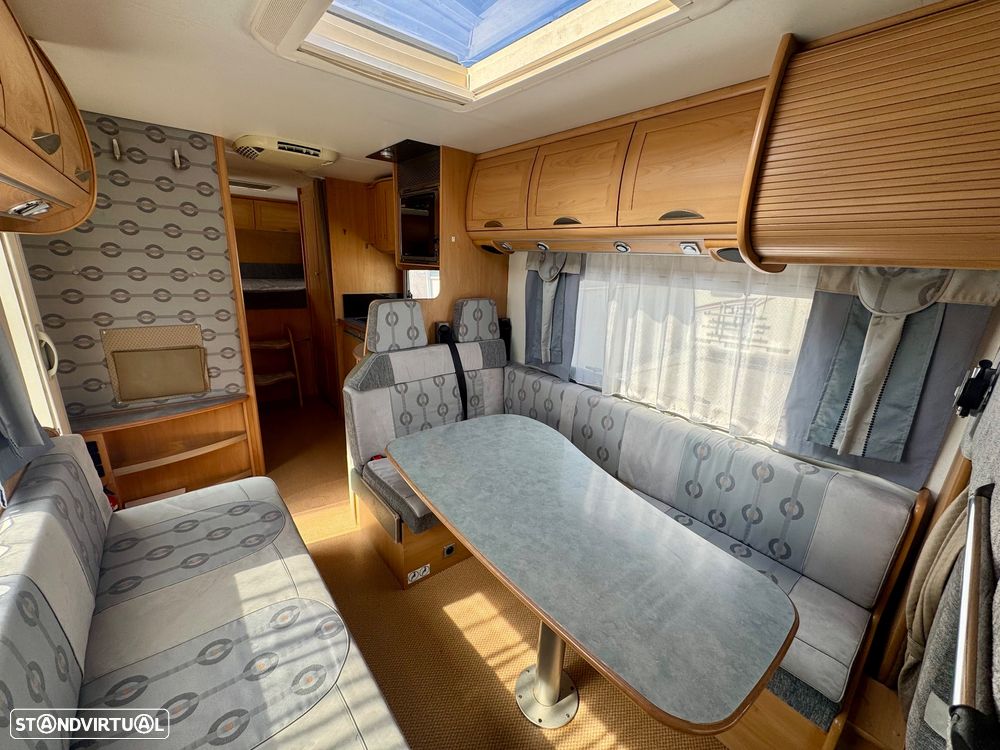 Burstner A-Modell A748-2 CAMA TRANSVERSAL - 25