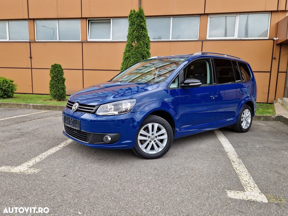 Volkswagen Touran 1.6 TDI DPF BlueMotion Technology STYLE - 2