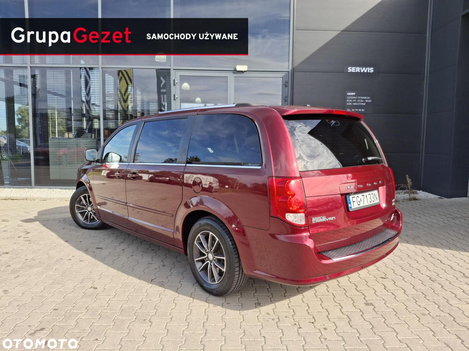 Dodge Grand Caravan - 2