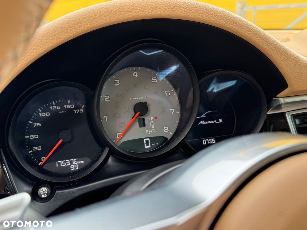 Porsche Macan S - 9