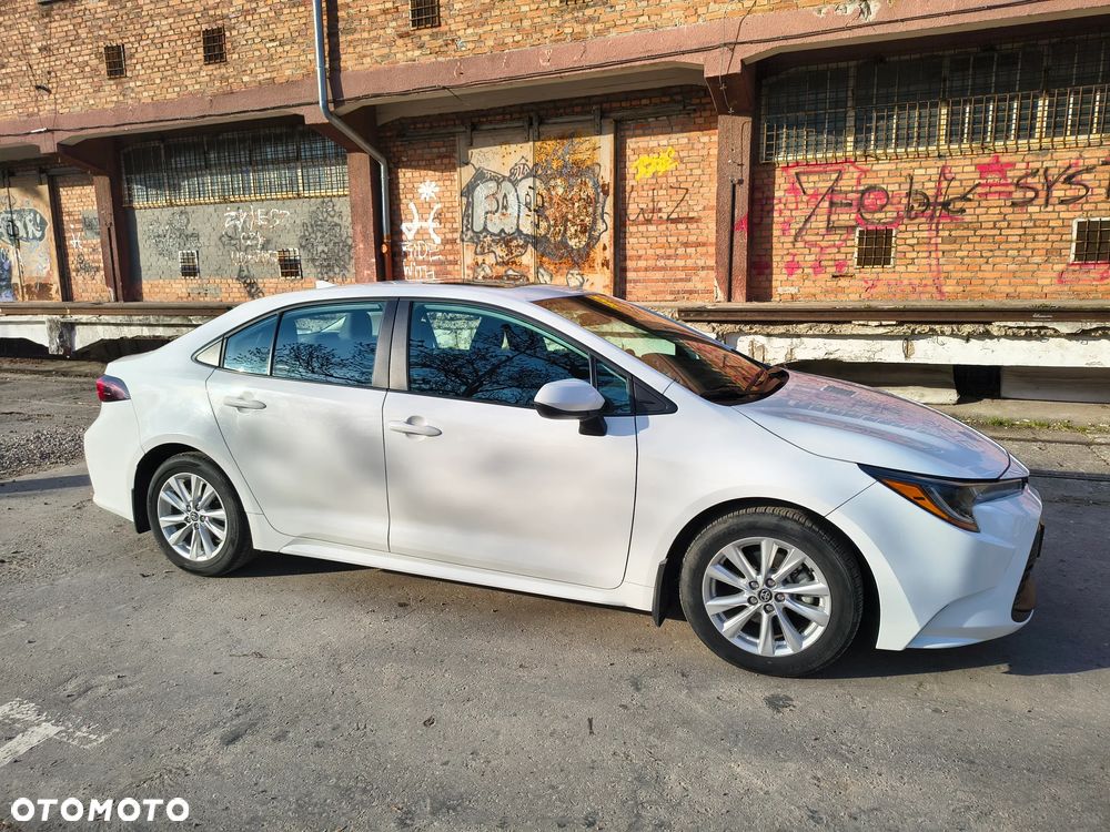 Toyota Corolla - 4