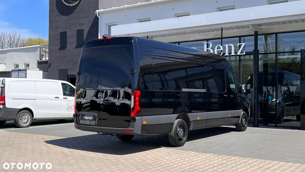 Mercedes-Benz Sprinter 319 CDI - 12