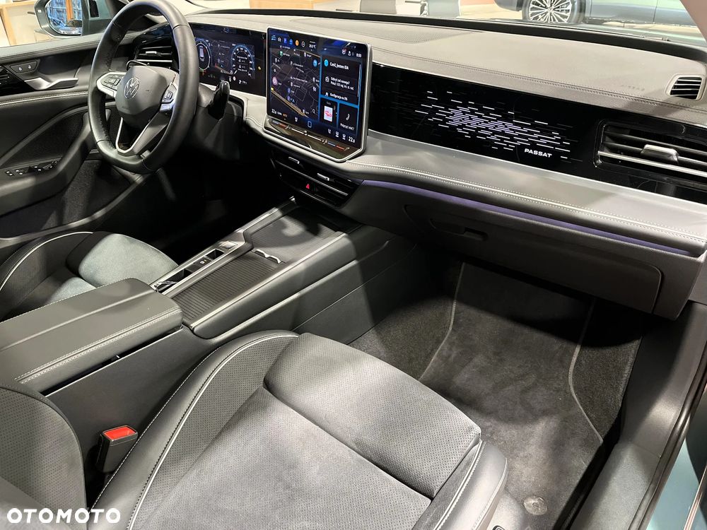 Volkswagen Passat - 36