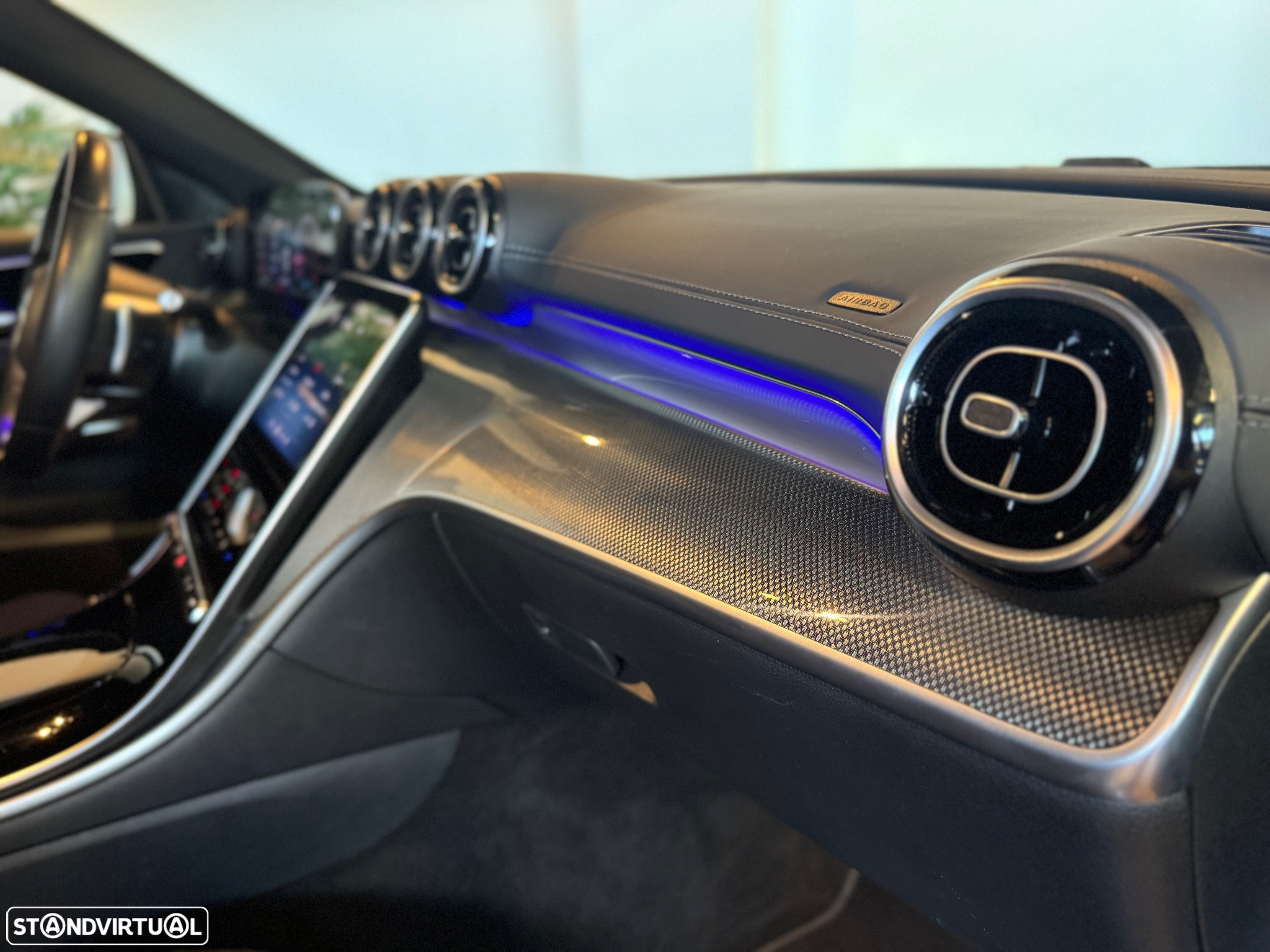 Mercedes-Benz C 220 d AMG Line - 26