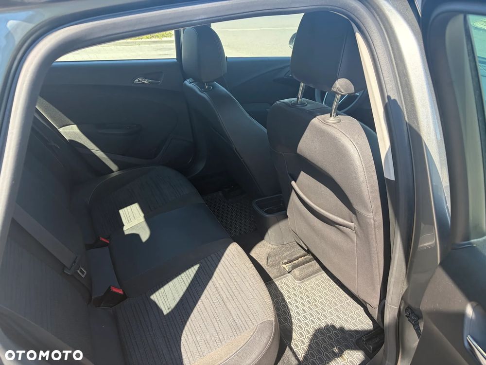 Opel Astra 1.4 T EU6 - 7