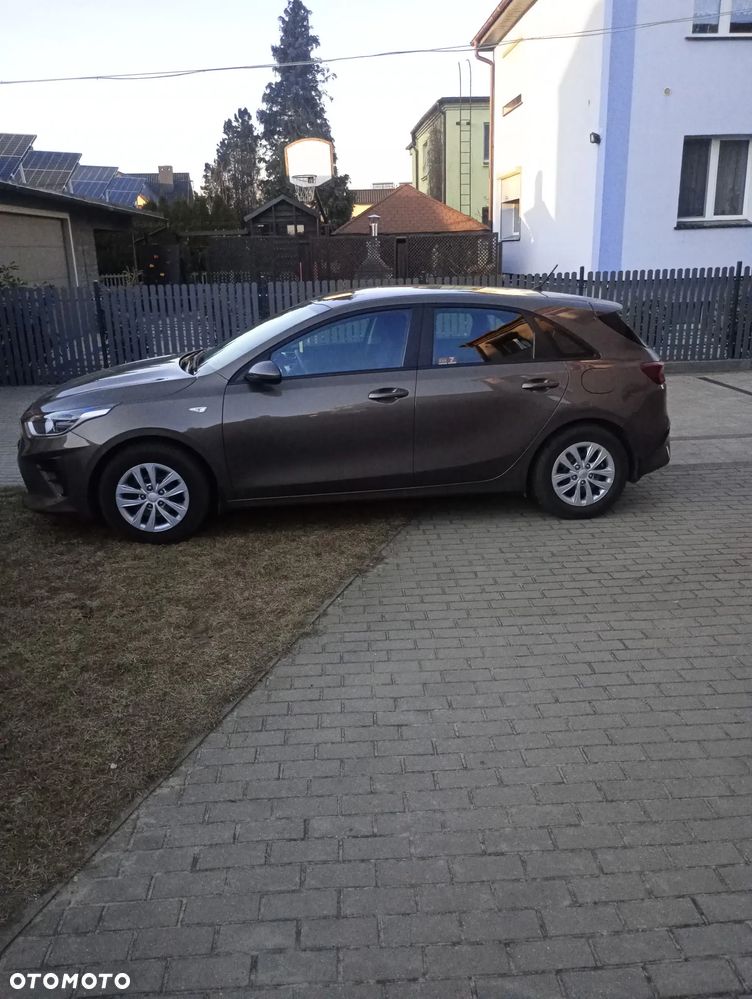 Kia Ceed 1.4 L - 4
