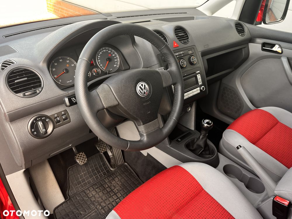 Volkswagen Caddy 1.4 16V Life - 30