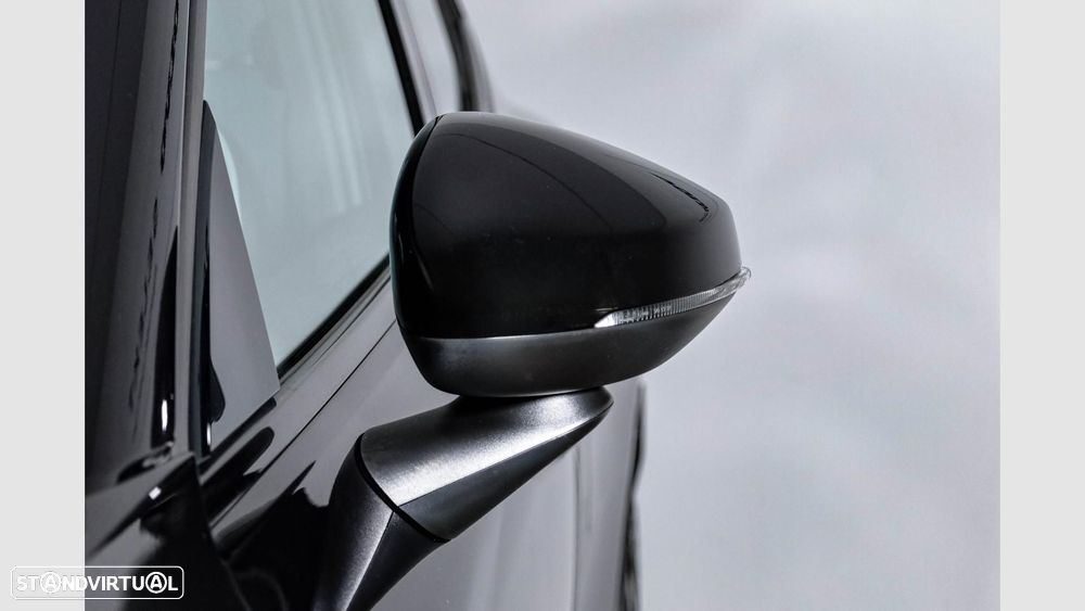 Volvo EX30 69 kWh Single Motor Extended Range Plus - 8