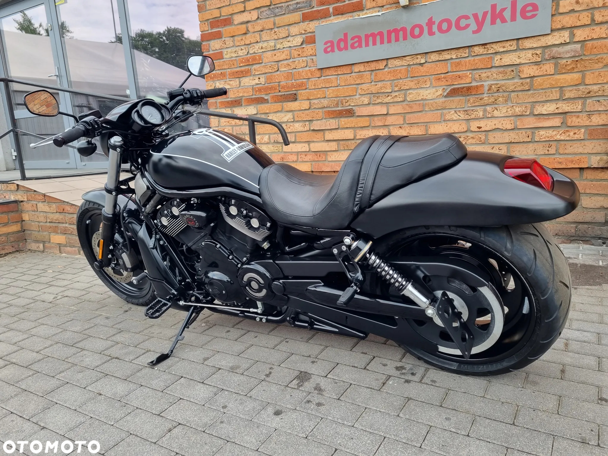 Harley-Davidson V-Rod Night Rod - 8