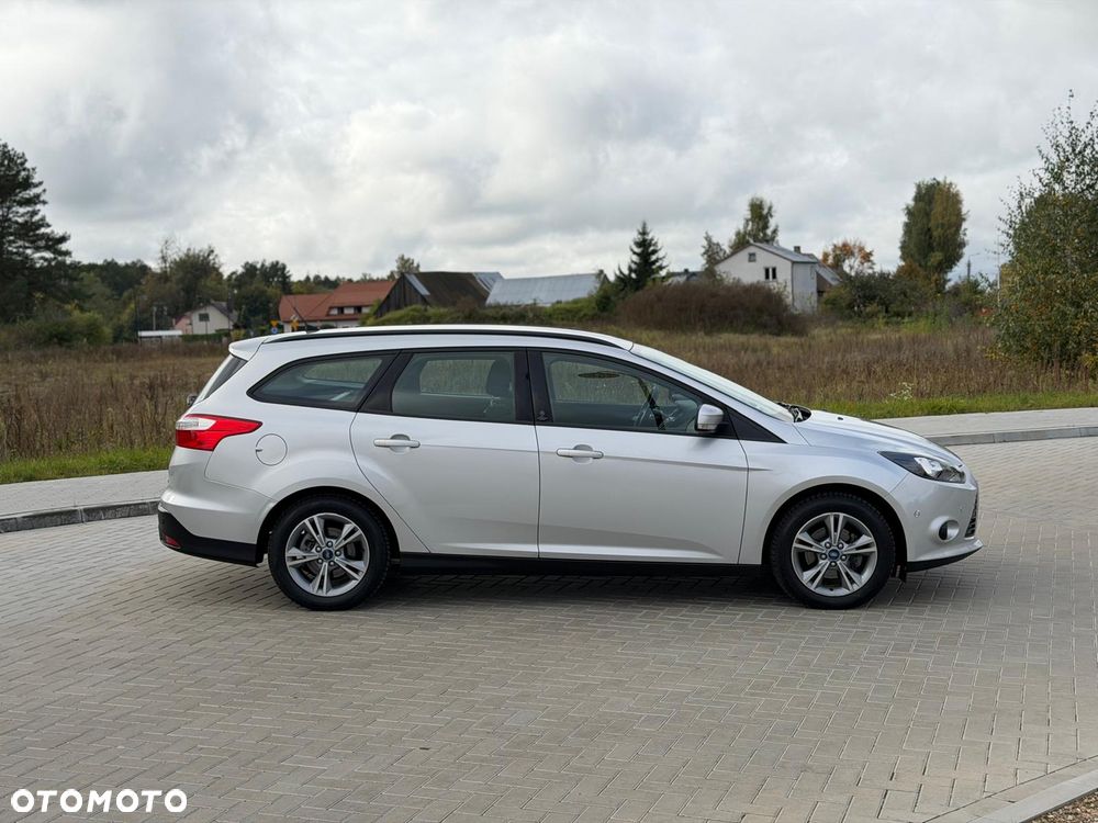 Ford Focus 1.0 EcoBoost Start-Stopp-System Champions Edition - 4