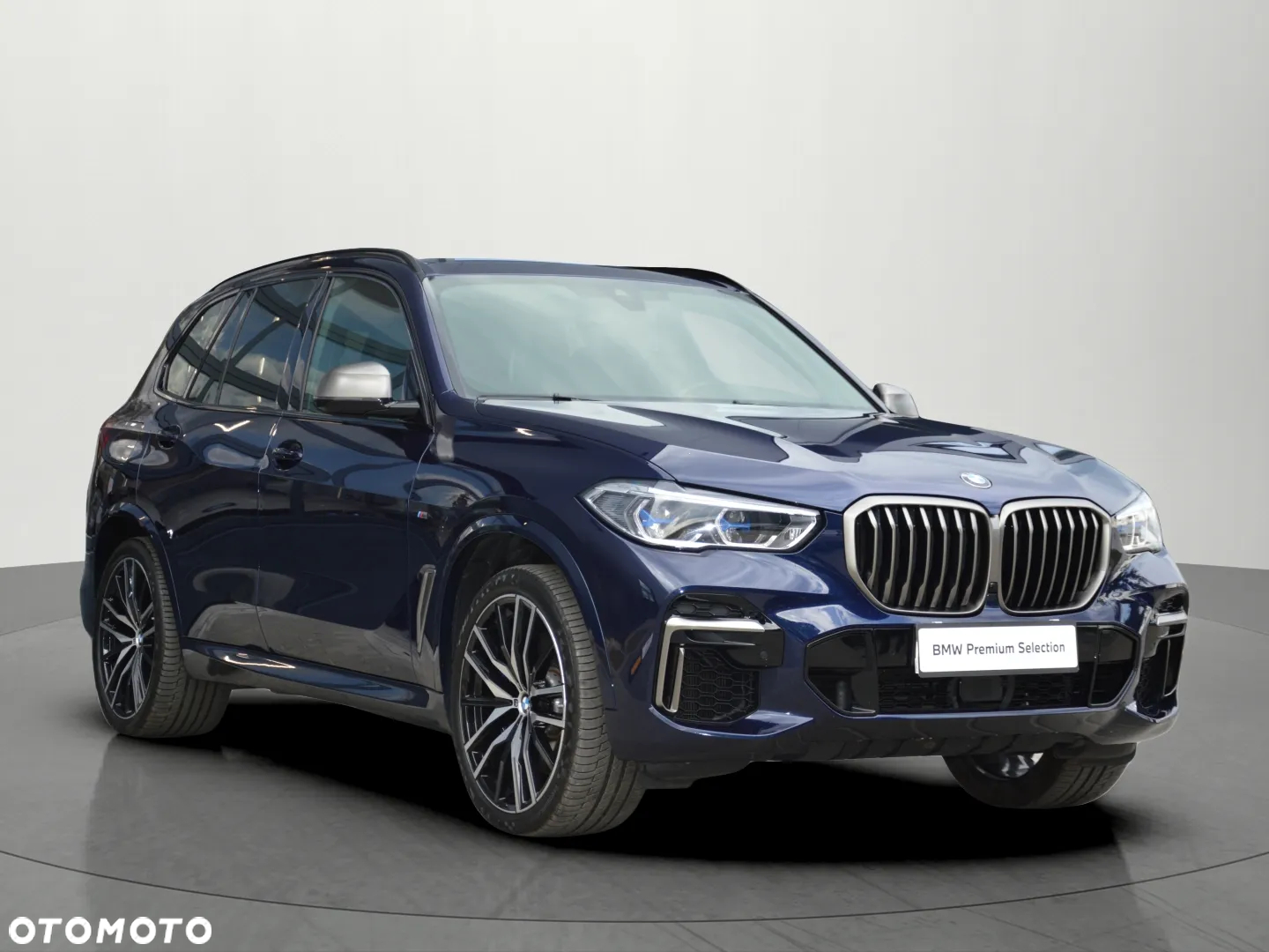BMW X5 M M50i - 2